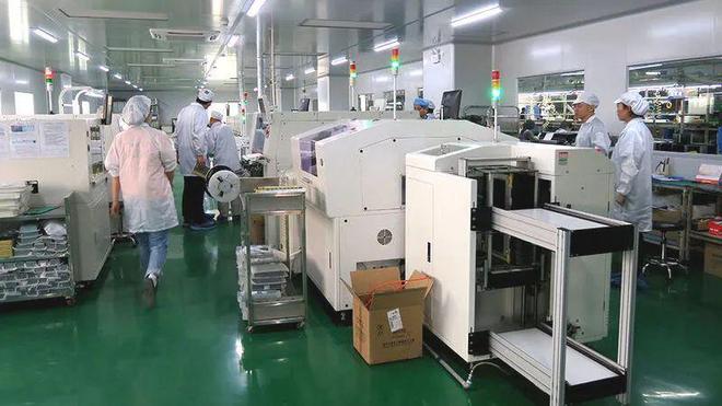 匠心與機(jī)器的共鳴 音響老廠員工的熱愛與自動(dòng)化浪潮