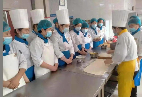 餐飲管理中心引領(lǐng)后廚團(tuán)隊(duì) 以菜品改良與集中培訓(xùn)驅(qū)動服務(wù)升級